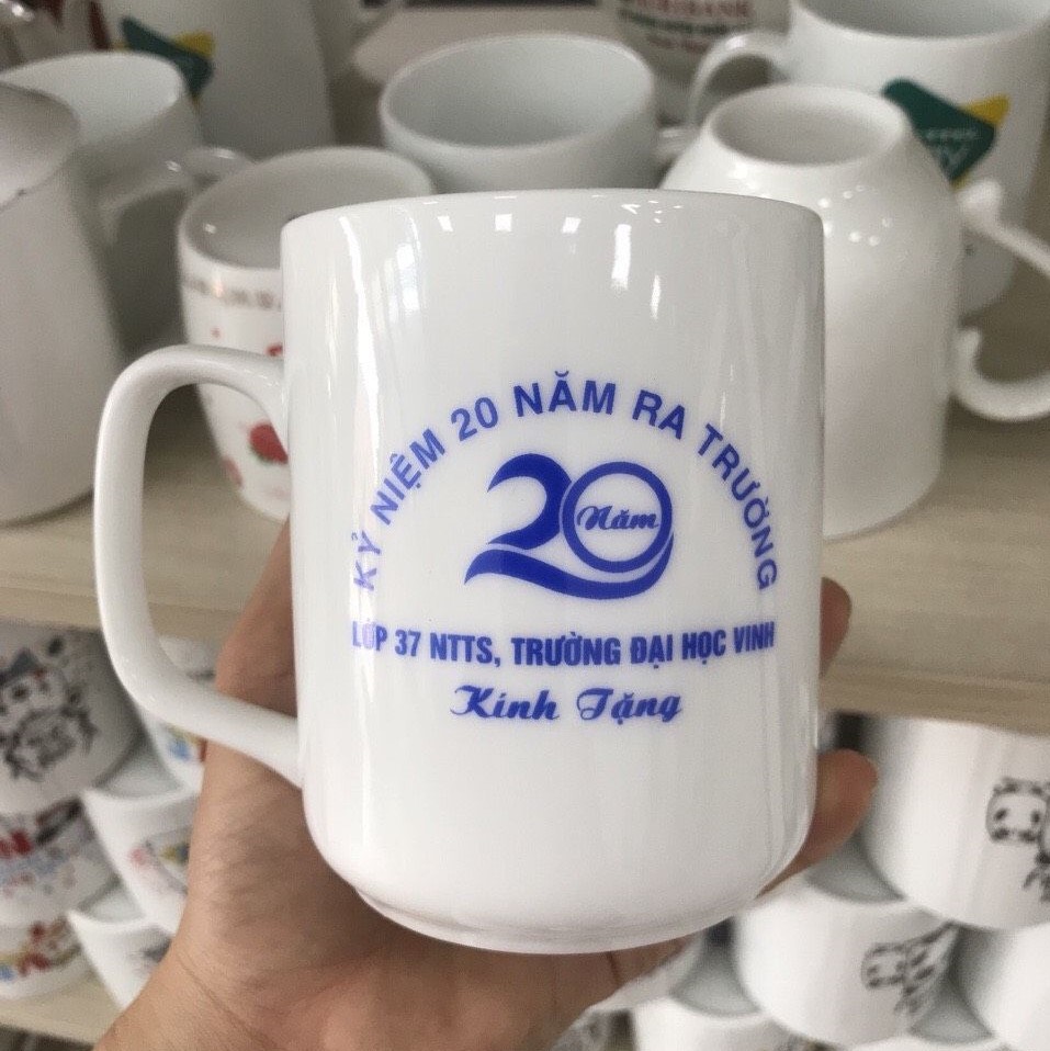 CỐC SỨ IN LOGO - CỐC DÁNG TRỤ QUAI KIỂU KHÁC