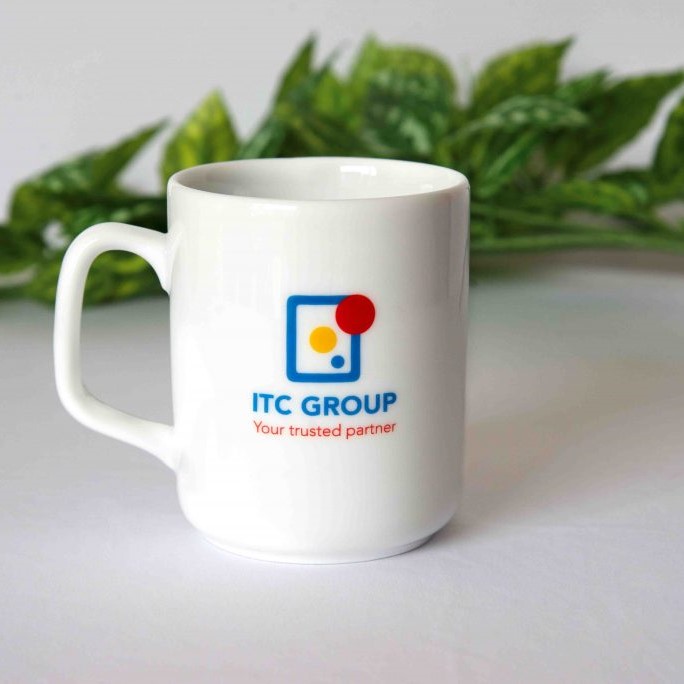 CỐC SỨ IN LOGO - CỐC DÁNG TRỤ QUAI KIỂU KHÁC