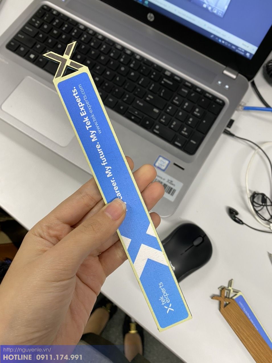 KẸP SÁCH, BOOKMARK BẰNG GỖ IN LOGO THEO YÊU CẦU